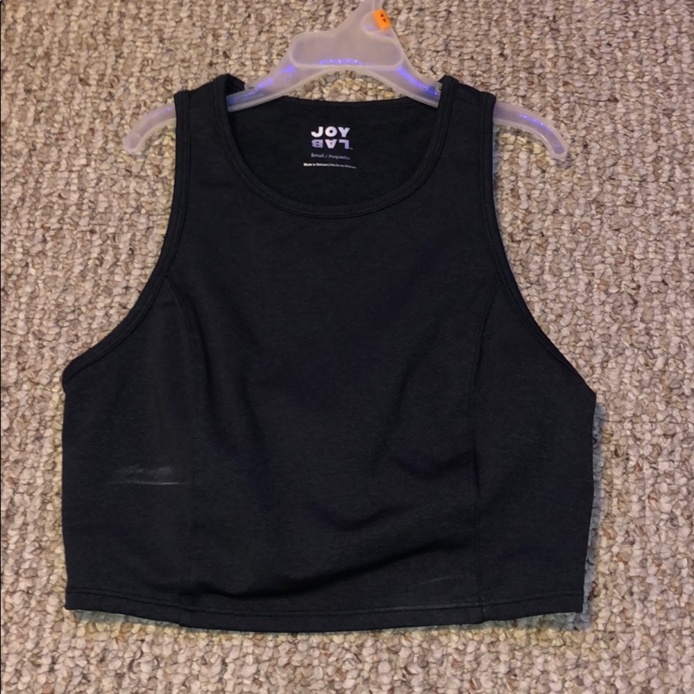 black/gray workout top
